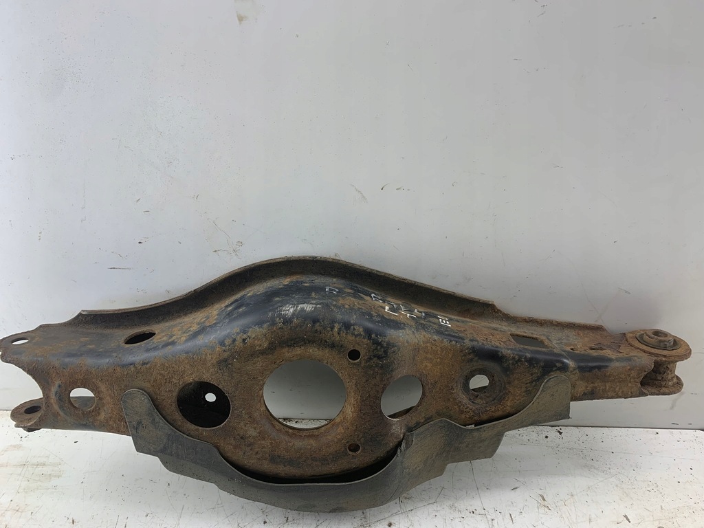 фото №1, Toyota rav4 iii рычаг левый задняя нижний