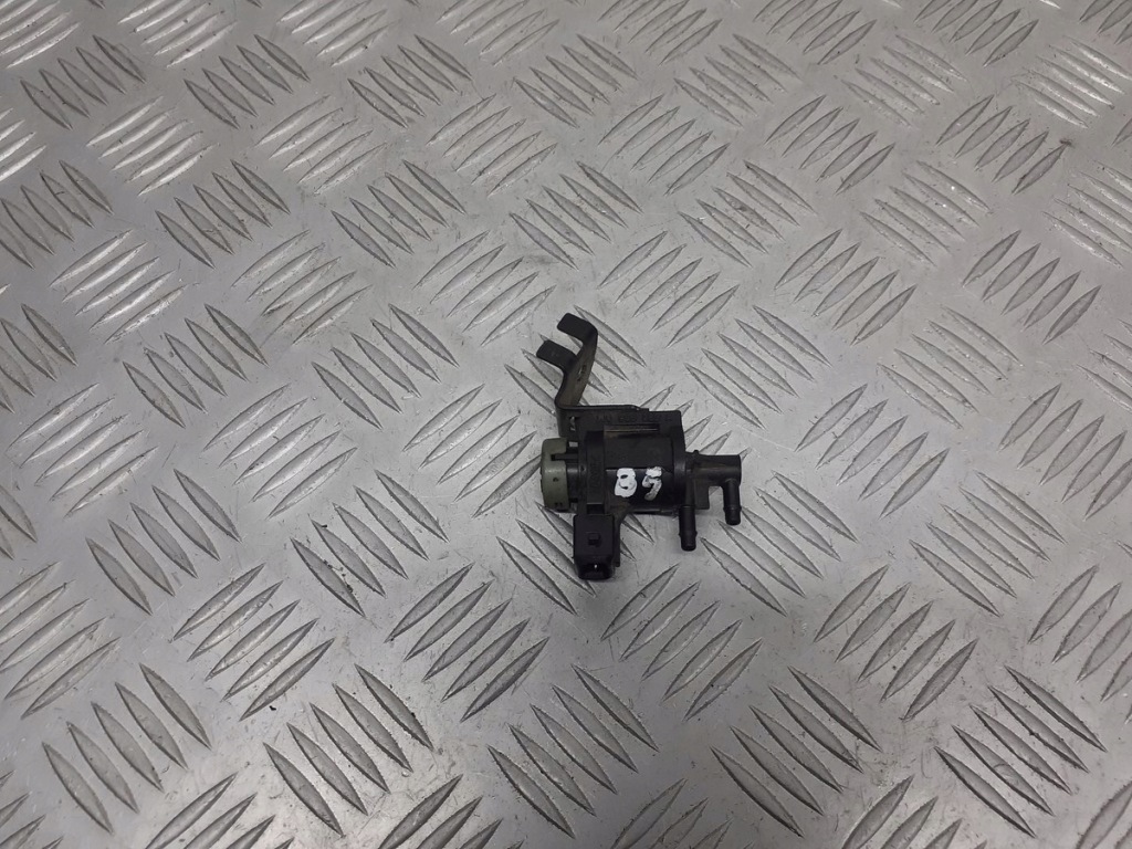 фото №1, Клапан вакууму vw passat b5 1.9 tdi