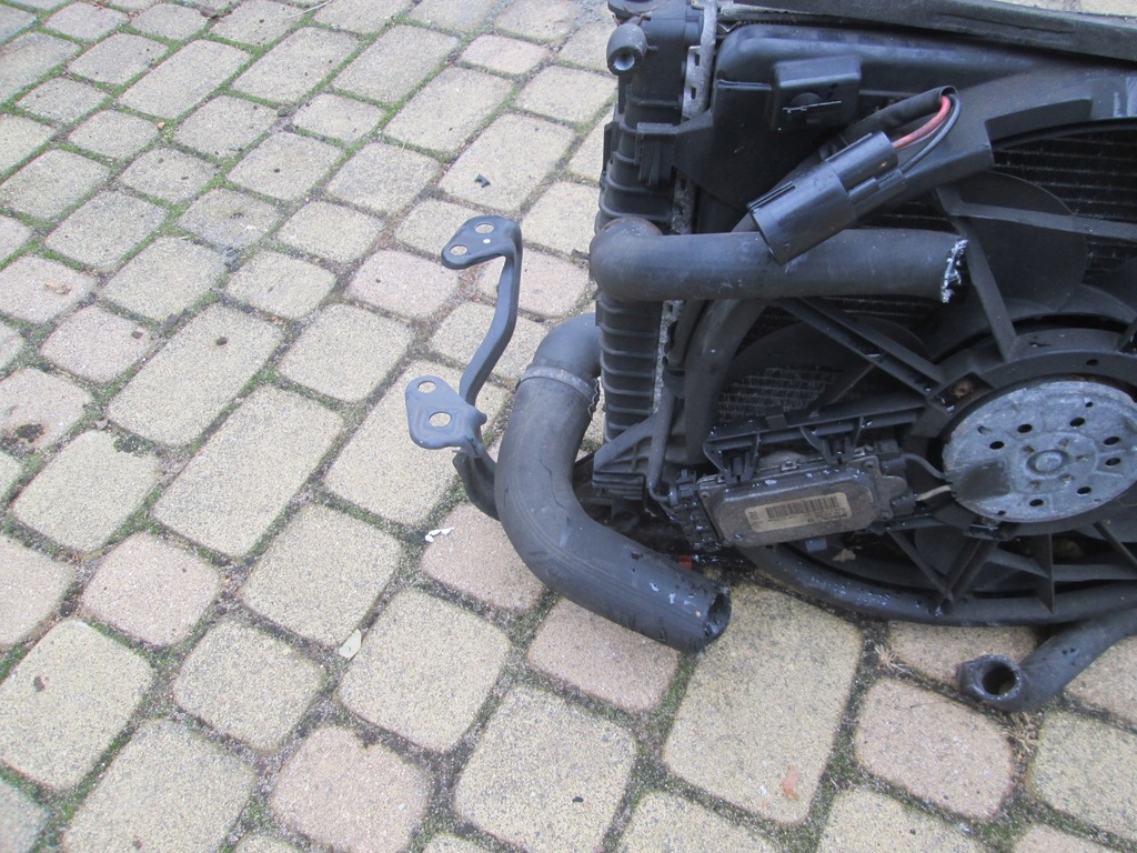 фото №10, Радиатор комплект volvo s40 v50 lift 07-12 2.0d механическая коробка передач