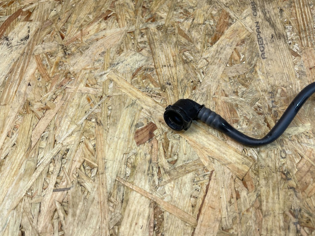 Пабтрубок  труба шланг вентиляционный воды bmw 3 g20 g21 8588863 Киев