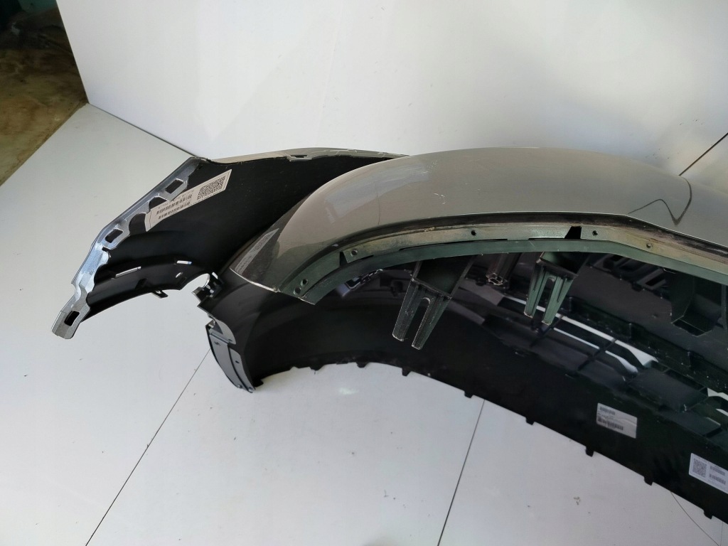 Бампер перед передній ford capri ev 2024- super стан Оригінал