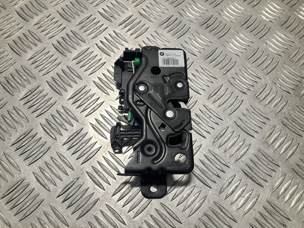 фото №1, Замок кришки багажника bmw 1 f40