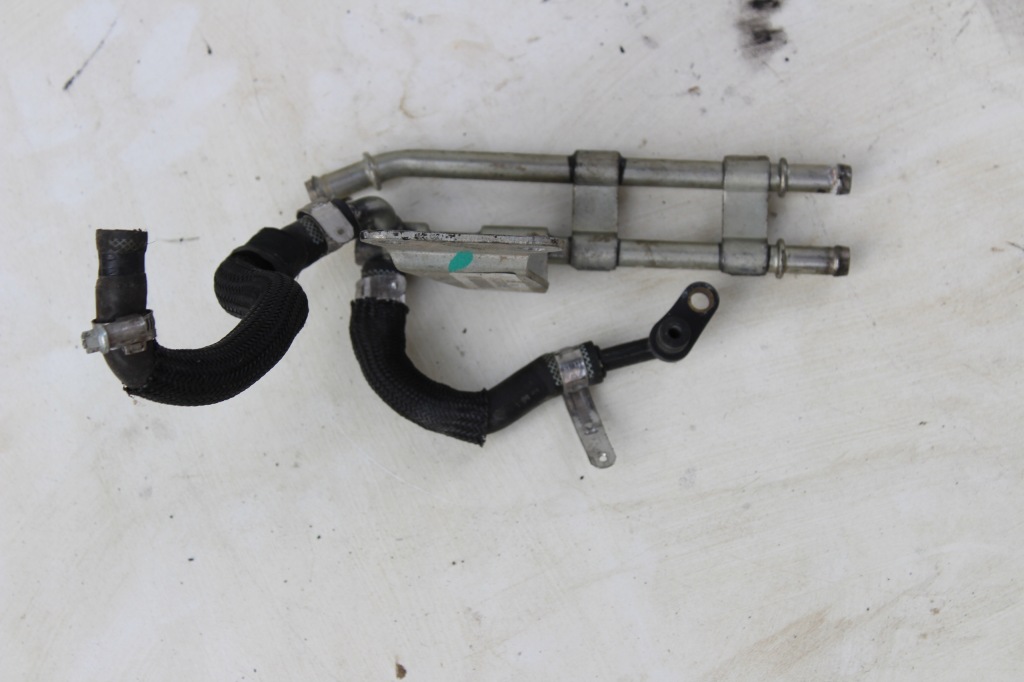 Купити Патрубок шланг води 504383214 canter fuso