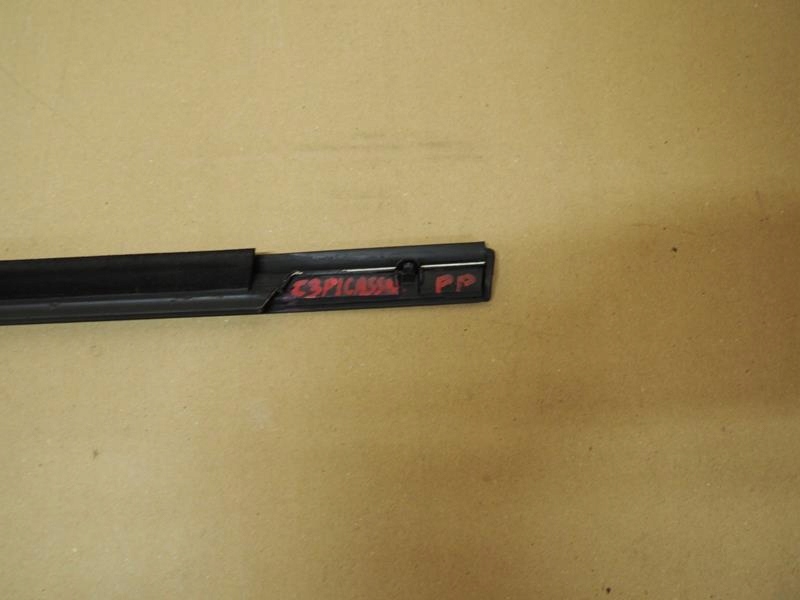 фото №5, Молдинг уплотнитель дверь правый перед c3 picasso