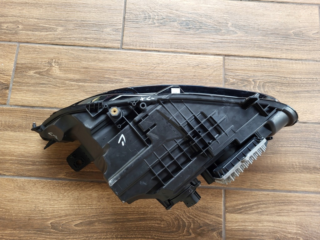 Фара перед przenia правый  jaguar f-type рестайлинг  x152 pixel rt mx53-13w029-ee в Украине