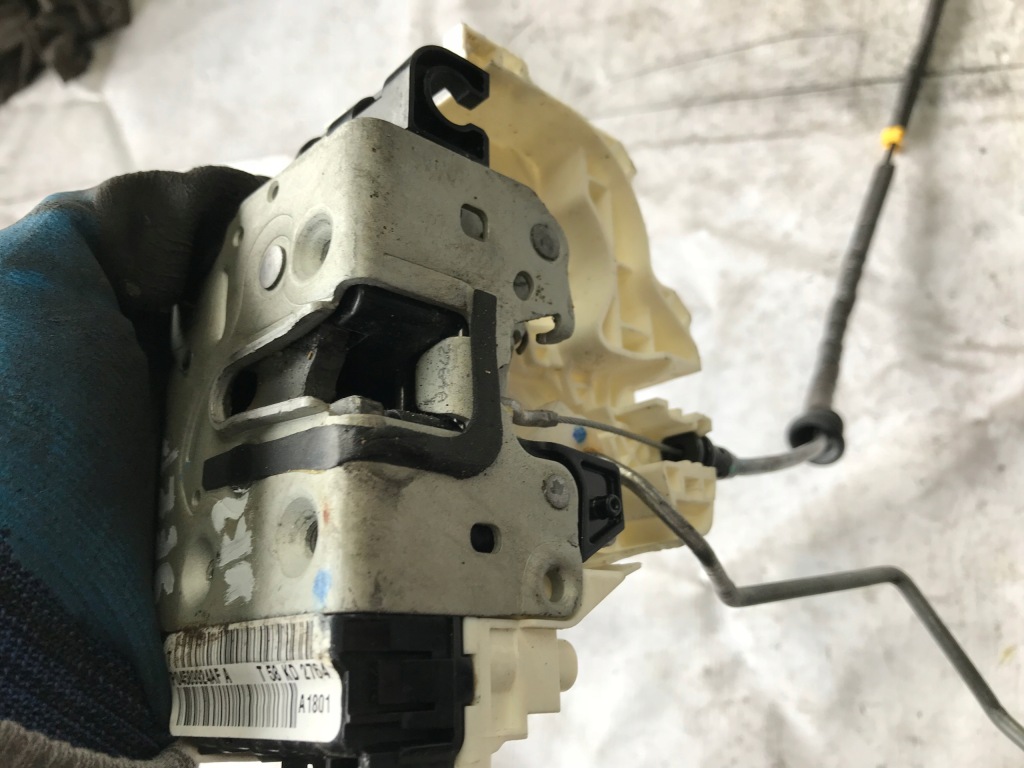 фото №7, Jeep grand cherokee wk2 замок дверь правый перед eu