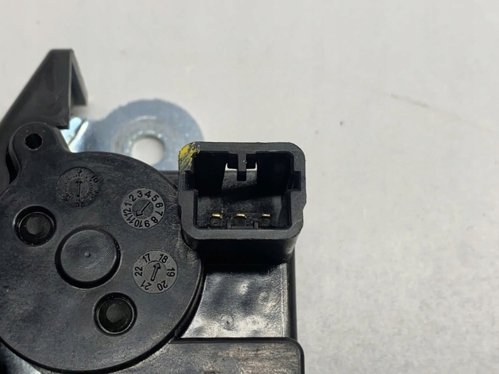 фото №8, Kia cerato замок крышки багажника 81230m7030 2019