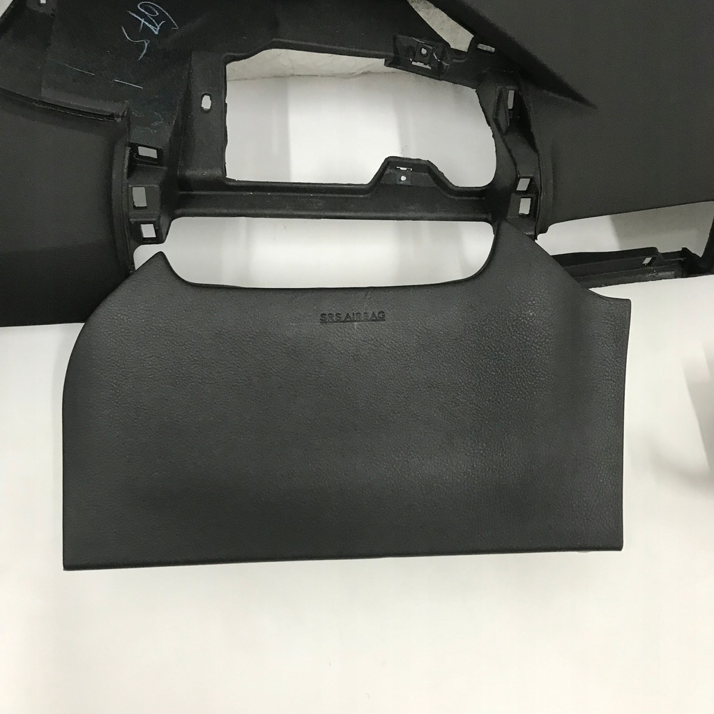 фото №6, Verso приборная панель консоль подушки безопасности ремни подушка безопасности