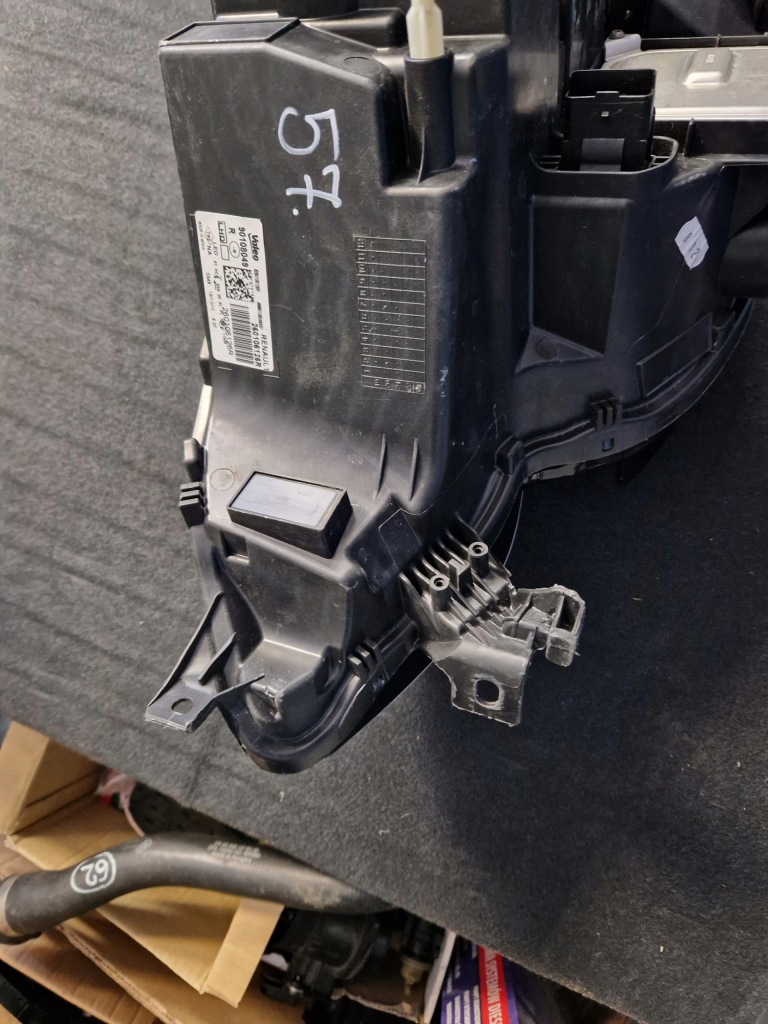 Фара правая  перед передняя full led pure vision renaul megane iv 260106126r Киев