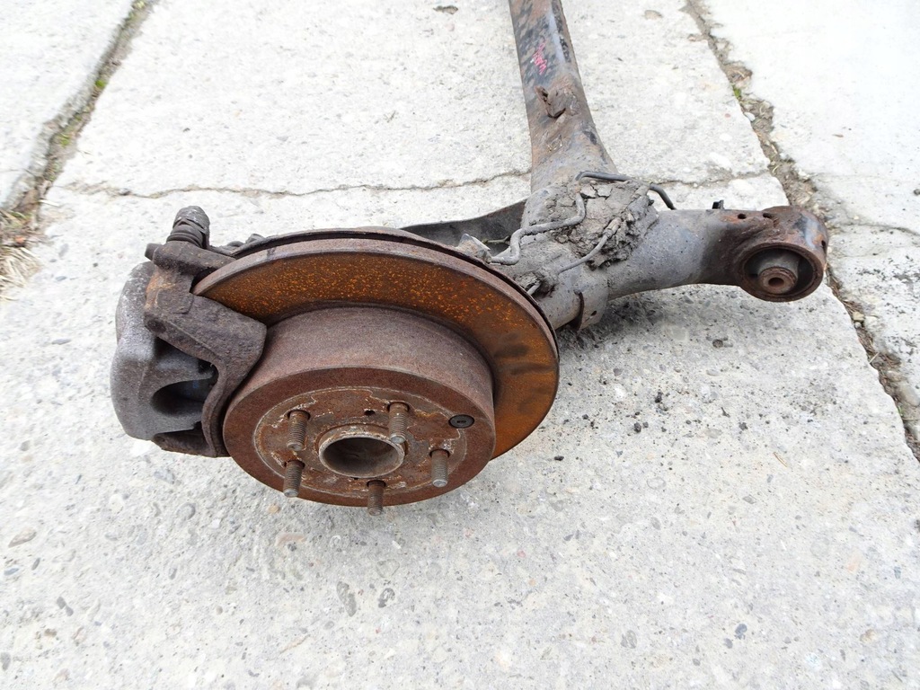 фото №5, Балка задняя подвеска toyota verso 09-18r.