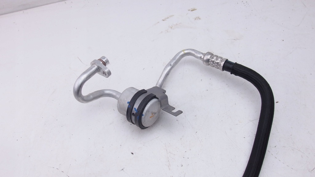 фото №4, Captur ii e-tech шланг кондиционера