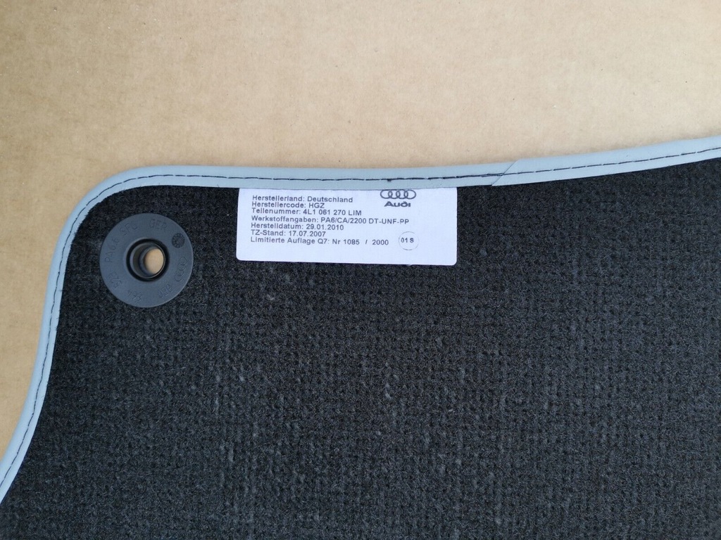 фото №7, Килимки велюрові audi q7 4l1061270lim