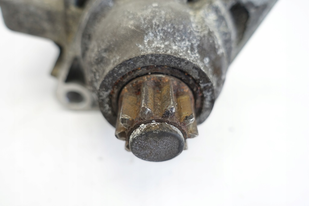 фото №5, Vw jetta 1.6 8v стартер оригинал