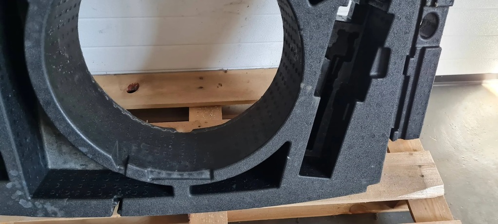 фото №10, Sq5 q5 80a вкладка пена багажника задняя 80a012109r