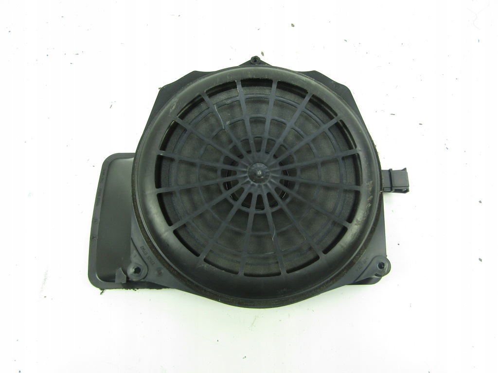 Купить Audi a4 b7 динамик сабвуфер 04-07 4d 8e5035412d