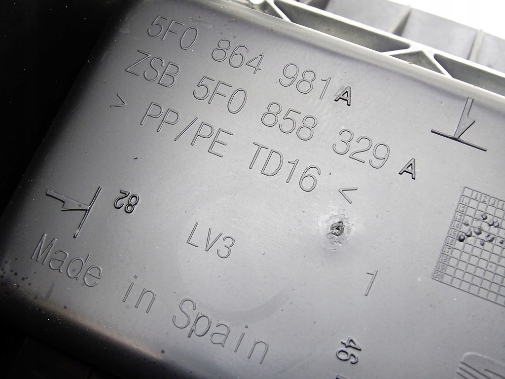 фото №13, Туннель средний подлокотник seat leon iii 5f 5f0864981a