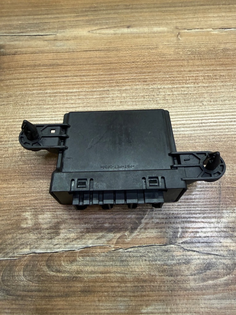 Купить Модуль блок управления парковки pdc jeep compass 2 2 68449662ab