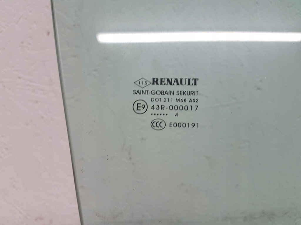 фото №7, Renault megane iii стекло правый перед cabrio
