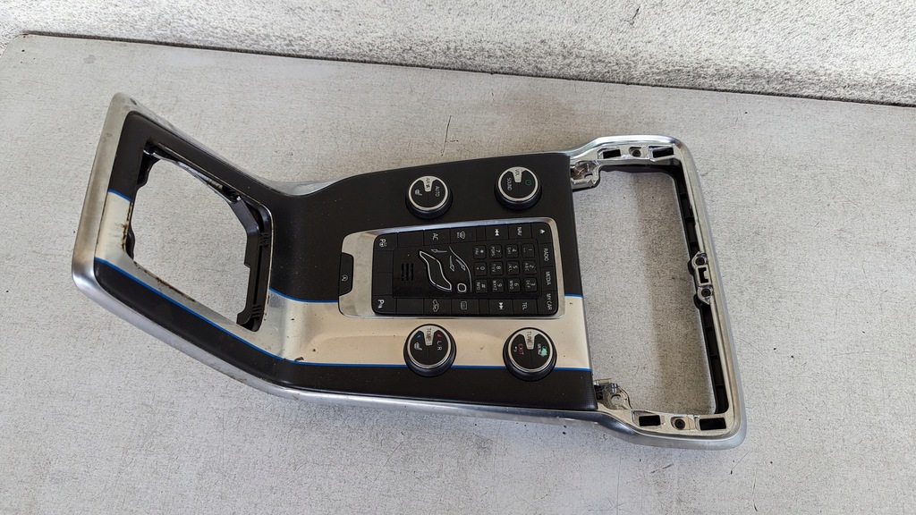 фото №1, Панель управление обдув vovlo v40 ii