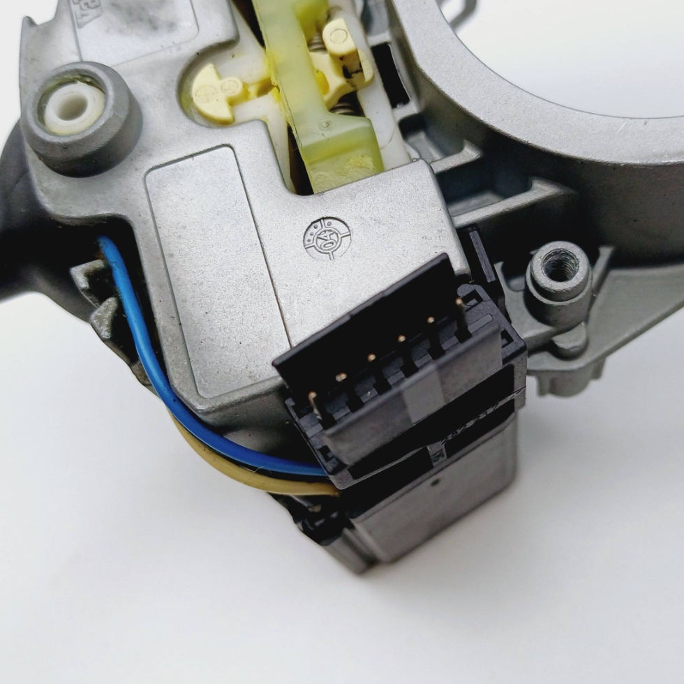 фото №7, Рычаг света поворотники дворник mercedes a209 clk 6 pin nr580