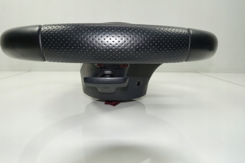 фото №16, Mercedes w204 воздуховод c-klasa lift amg w176 подушка лепестки переключения 2469016002