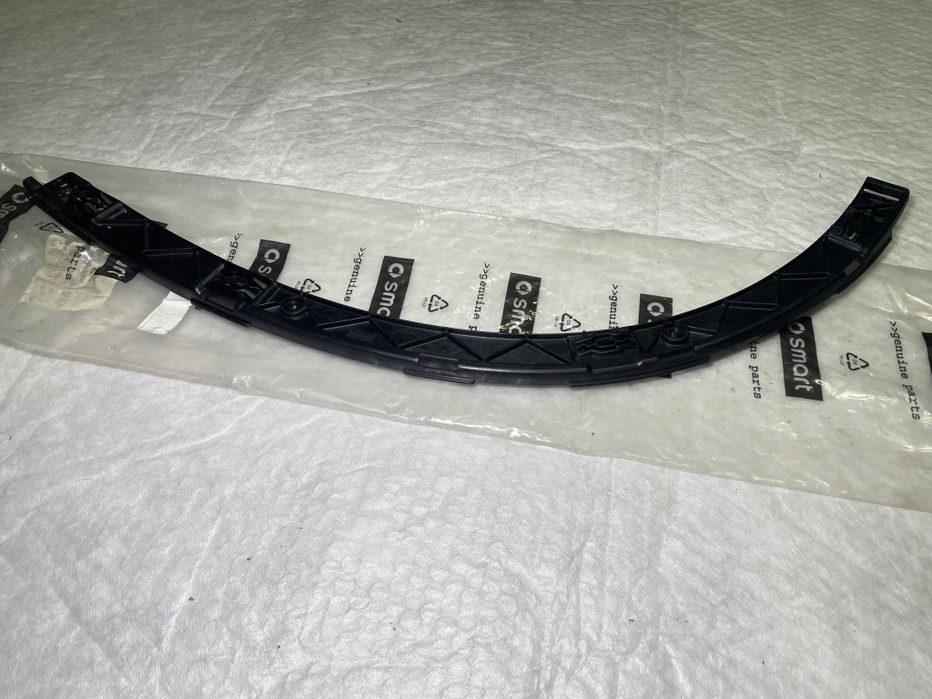 фото №10, Новий оригінальний напрямна бампера крила smart forfour 453 правий перед