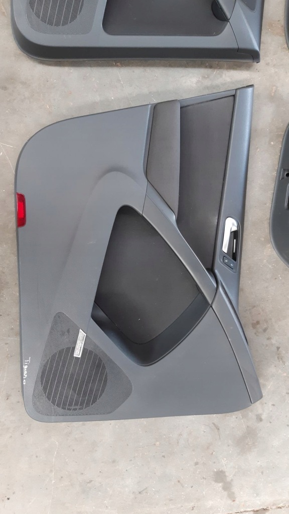 фото №6, Обшивки обшивка комплект dynaudio vw tiguan 1,4 tsi