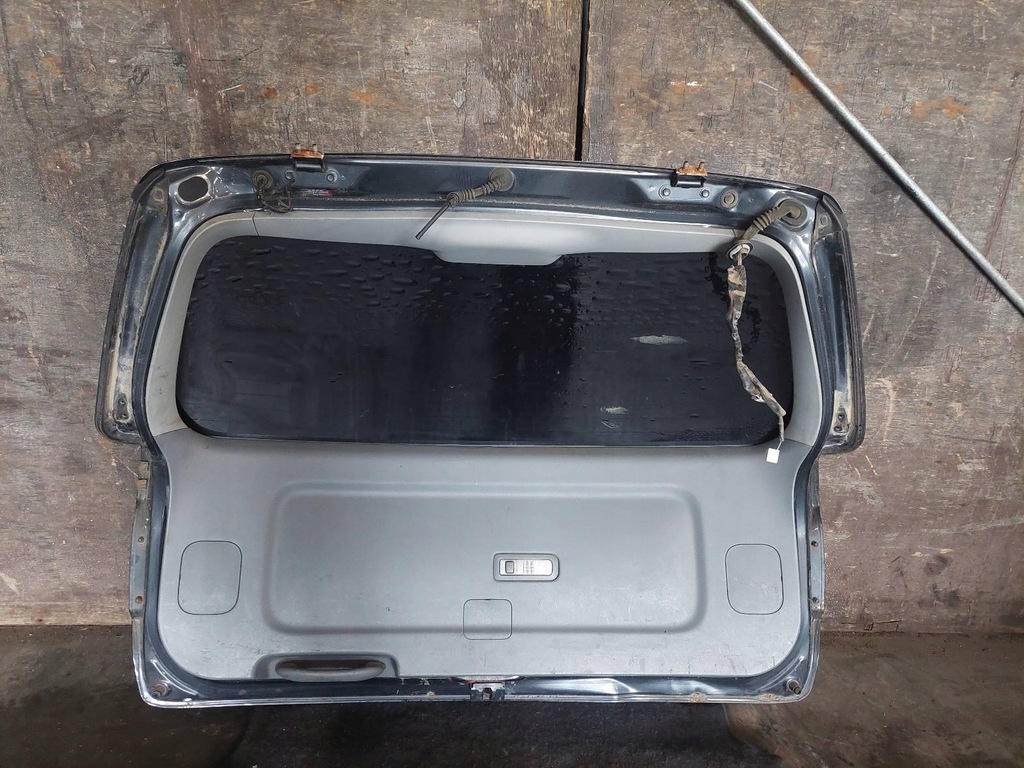 фото №14, Kompletny задня кришка багажника багажника бампер лампи toyota avensis verso i 1e2