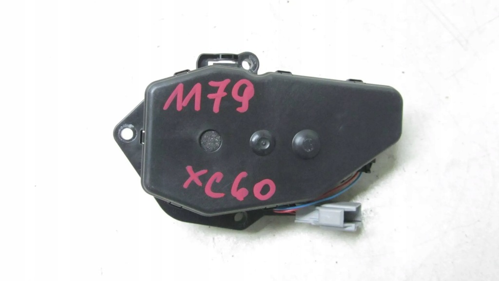 фото №1, Volvo xc60 доводчик кришки 30784562 08-13