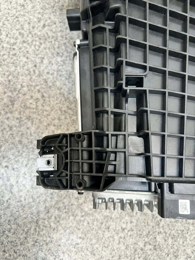 фото №14, Mercedes eqs suv 296 x296 usa digital light a2969062902 ліва комплектна ідеальний стан