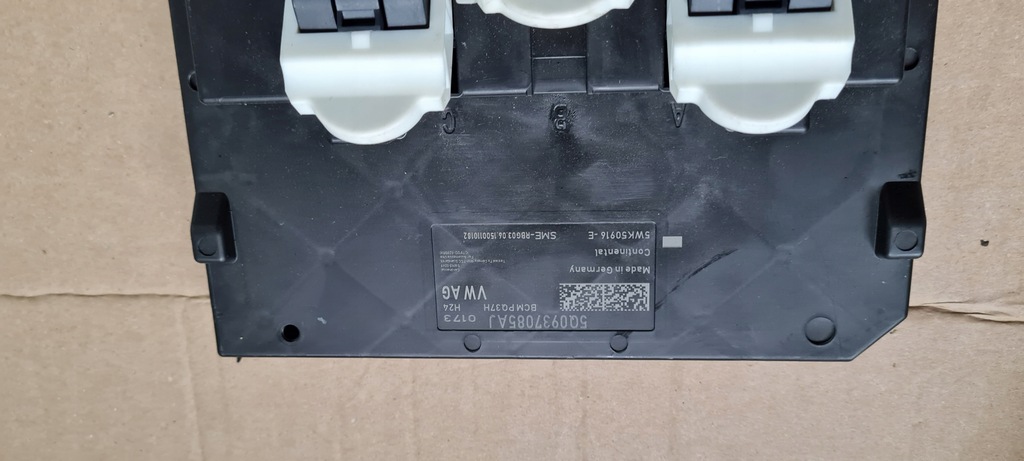 фото №6, S3 8v sedan a3 модуль блок управления комфорта разъёмы 5q0937085aj