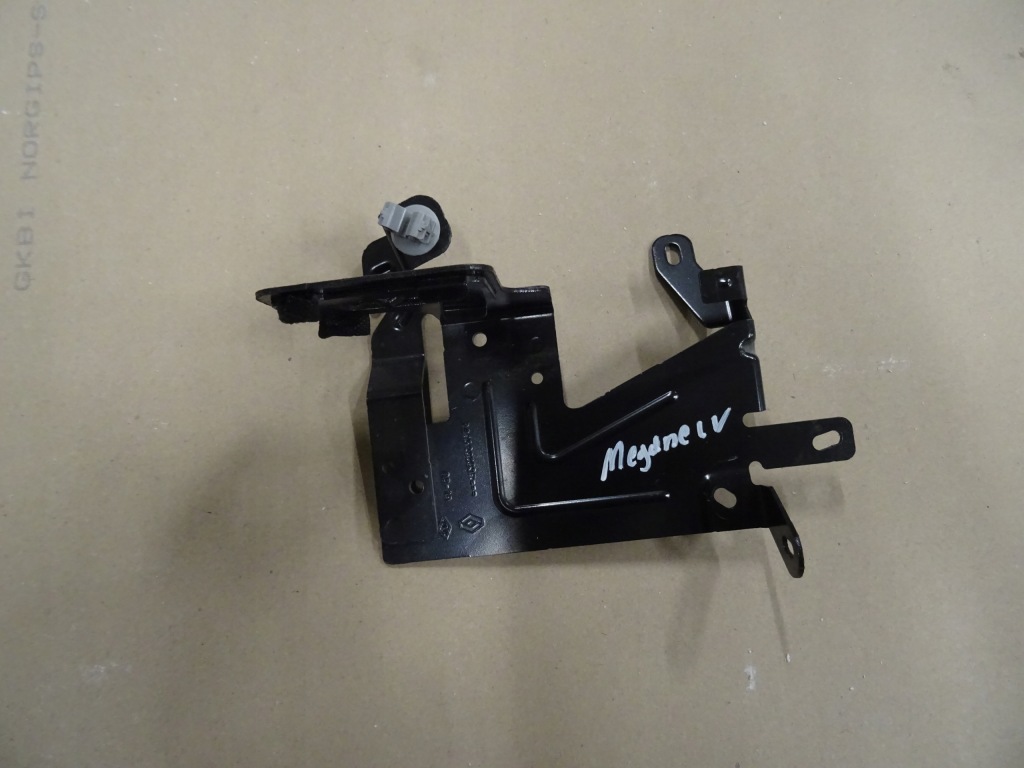 фото №1, Кронштейн кронштейн фильтра угольный megane iv