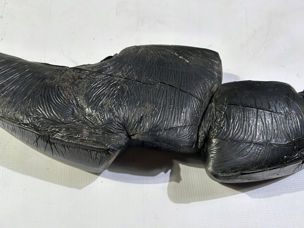 фото №7, Шумоизоляция вкладка пена крыла правого maserati granturismo 2008-