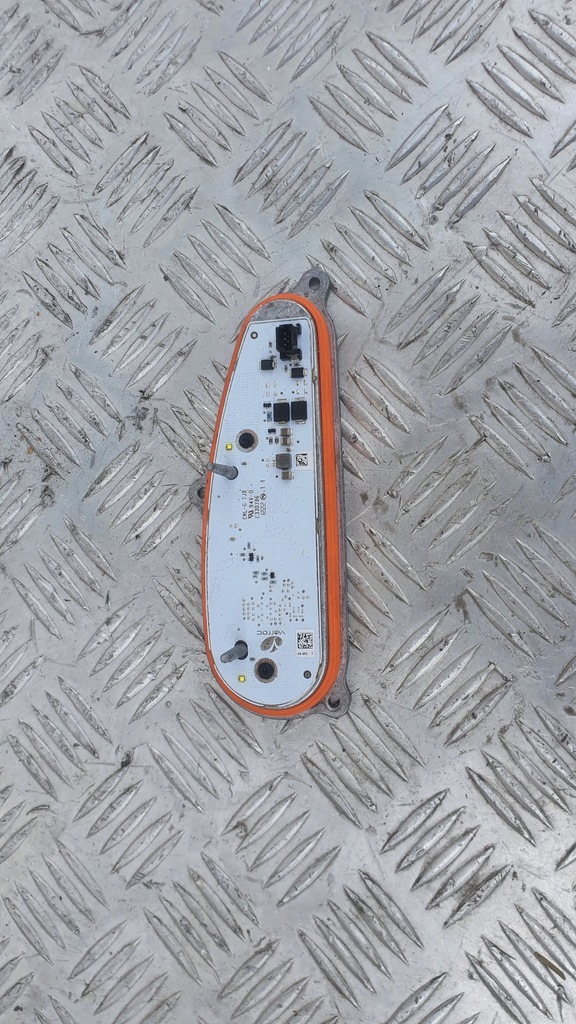 фото №1, Модуль led лампи перед dacia sandero iii stepway 21-