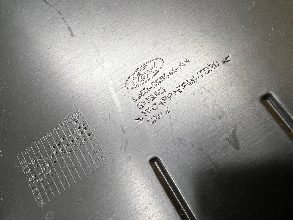 фото №7, Бардачок панели пассажира ford escape mk4 1.5 eb