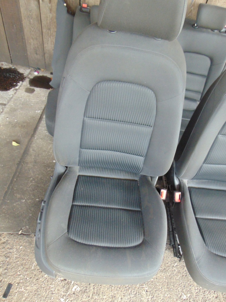 фото №8, Сидіння електрично керовані заднє сидіння audi a4 b8 sedan матеріал підігрів