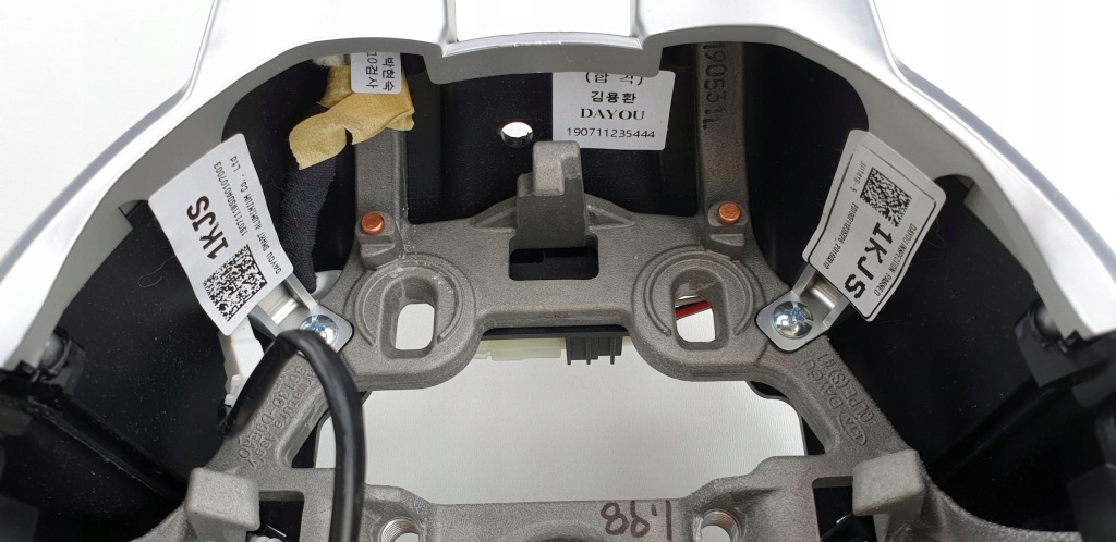 фото №7, Kia sportage iv повітропровід gt line sport тюнінг пелюстки перемикання