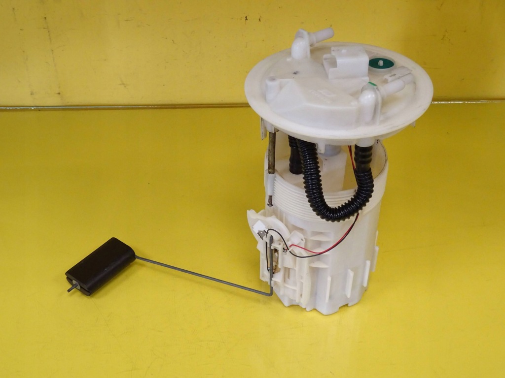 фото №1, Датчик рівня пального renault grand scenic ii 1.9d dci 8200288808a nr25