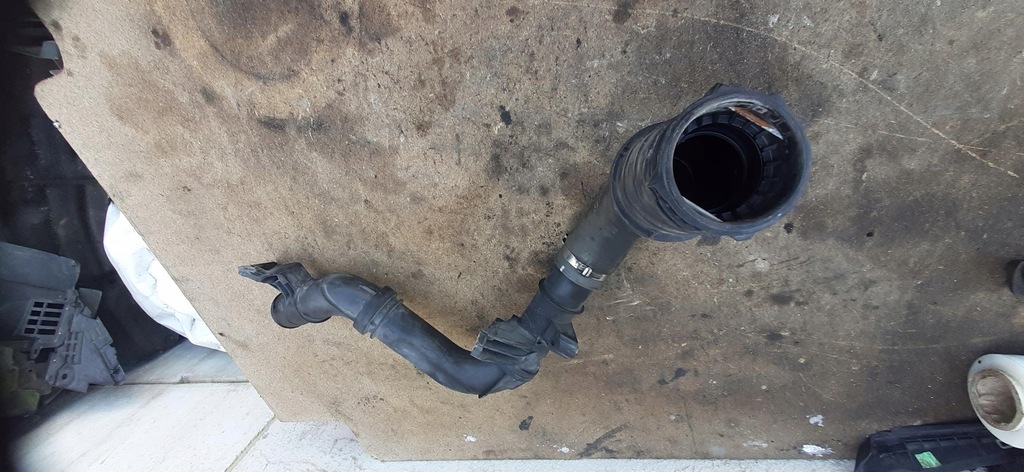 фото №9, Труба wąż шланг воздуха 1.6dci renault trafic iii 144601915r