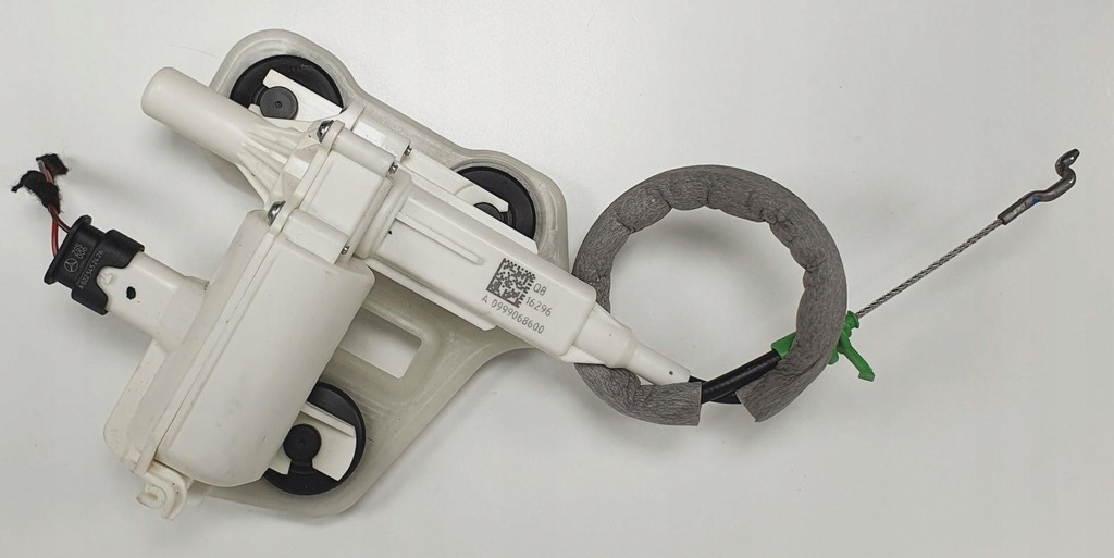 фото №1, Доводчик кришки задня mercedes glc w253 a0999068600