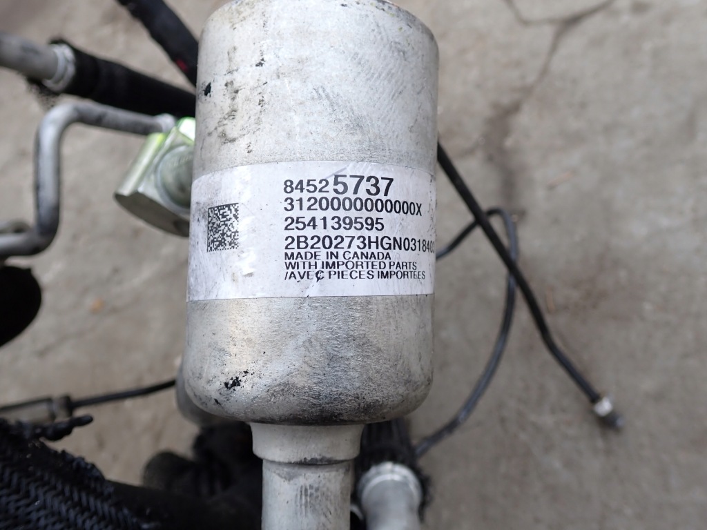 фото №9, Трубки шланги провода кондиционера воды отопителя chevrolet corvette c8 20-