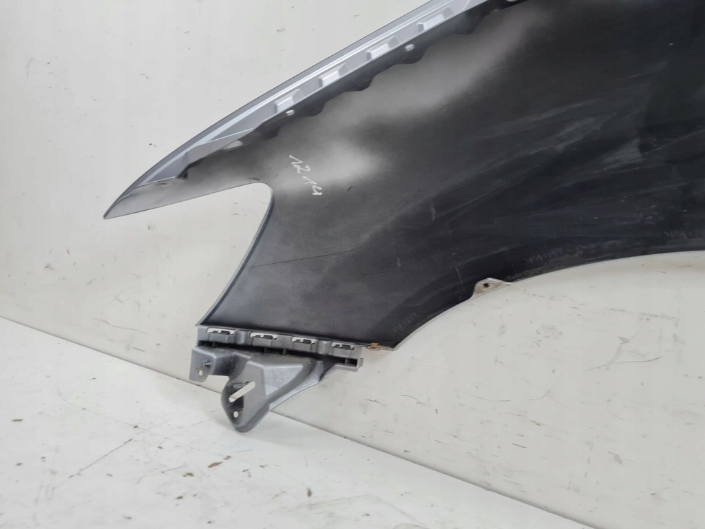 фото №16, 2012 mitsubishi asx крыло