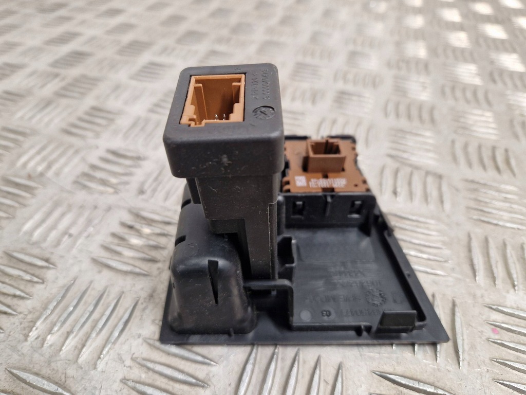 фото №7, Peugeot 508 2016 считыватель карты