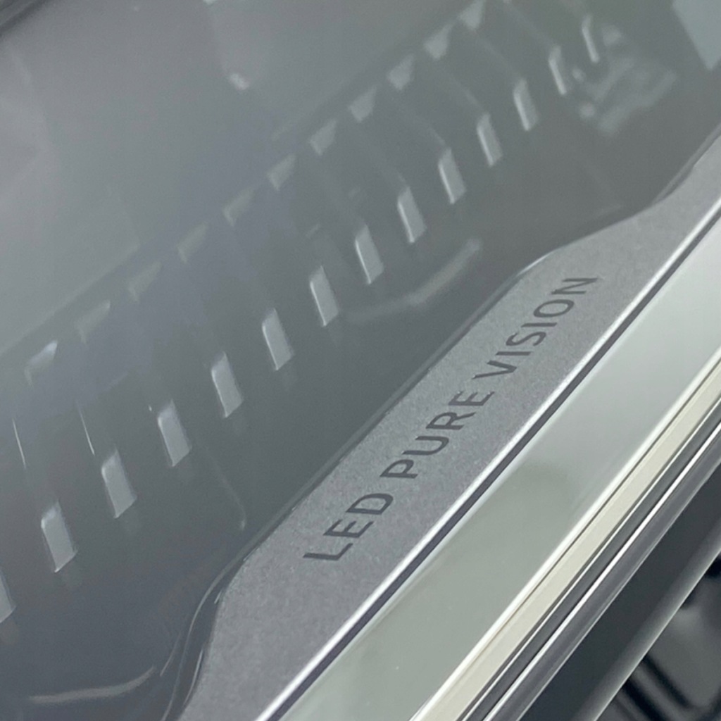 Фара лівий перед renault megane ev e-tech 260606256r в Україні