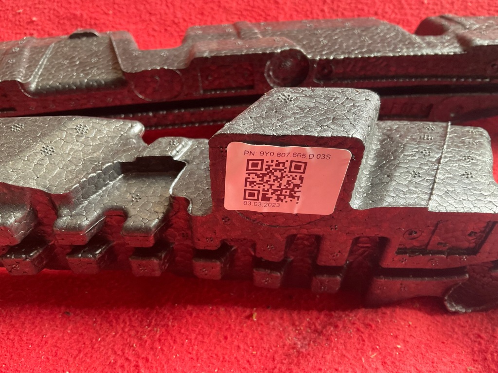 Porsche cayenne 9y пена абсорбер правый + левое  9y0807666d/9y0807665d Оригинал