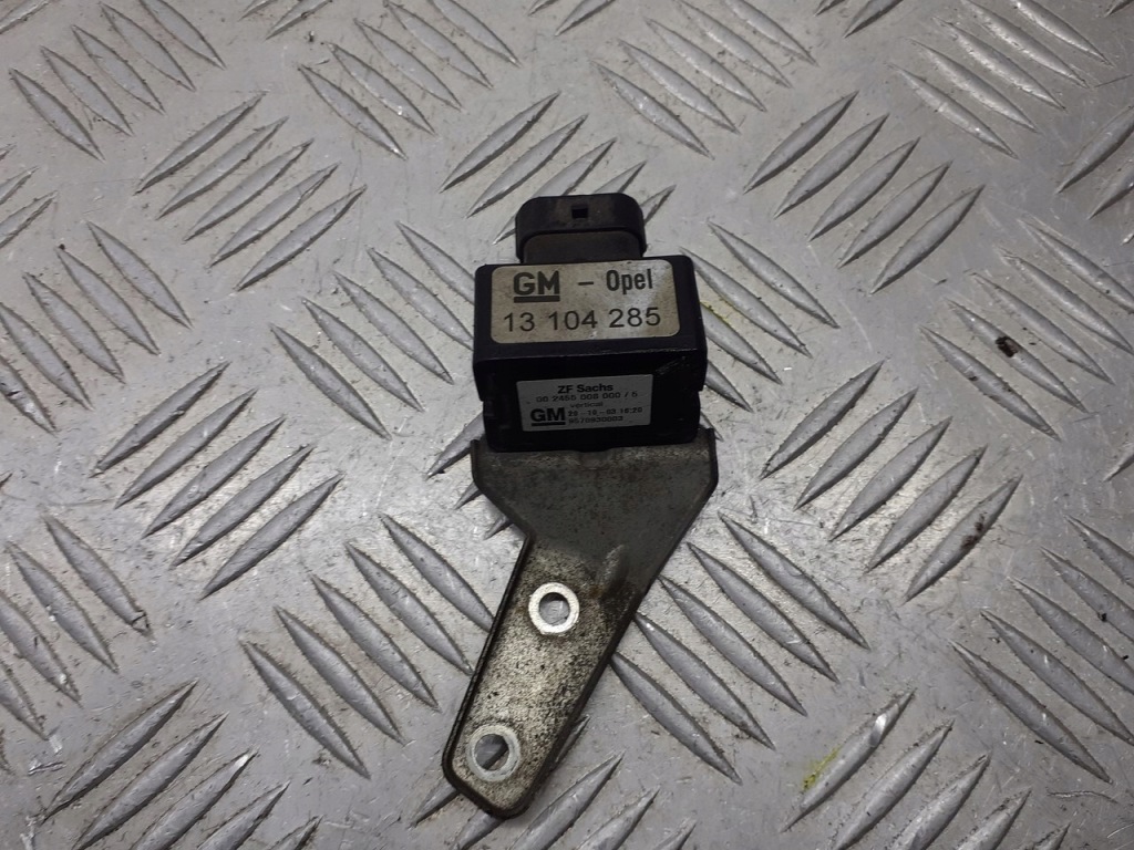 Купити Датчик підвіска opel astra h 2.0 t 13104285