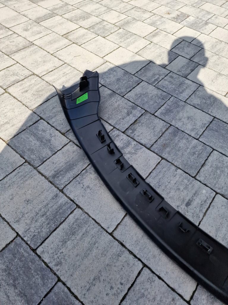 Tesla model 3 молдинг багажника Доставка