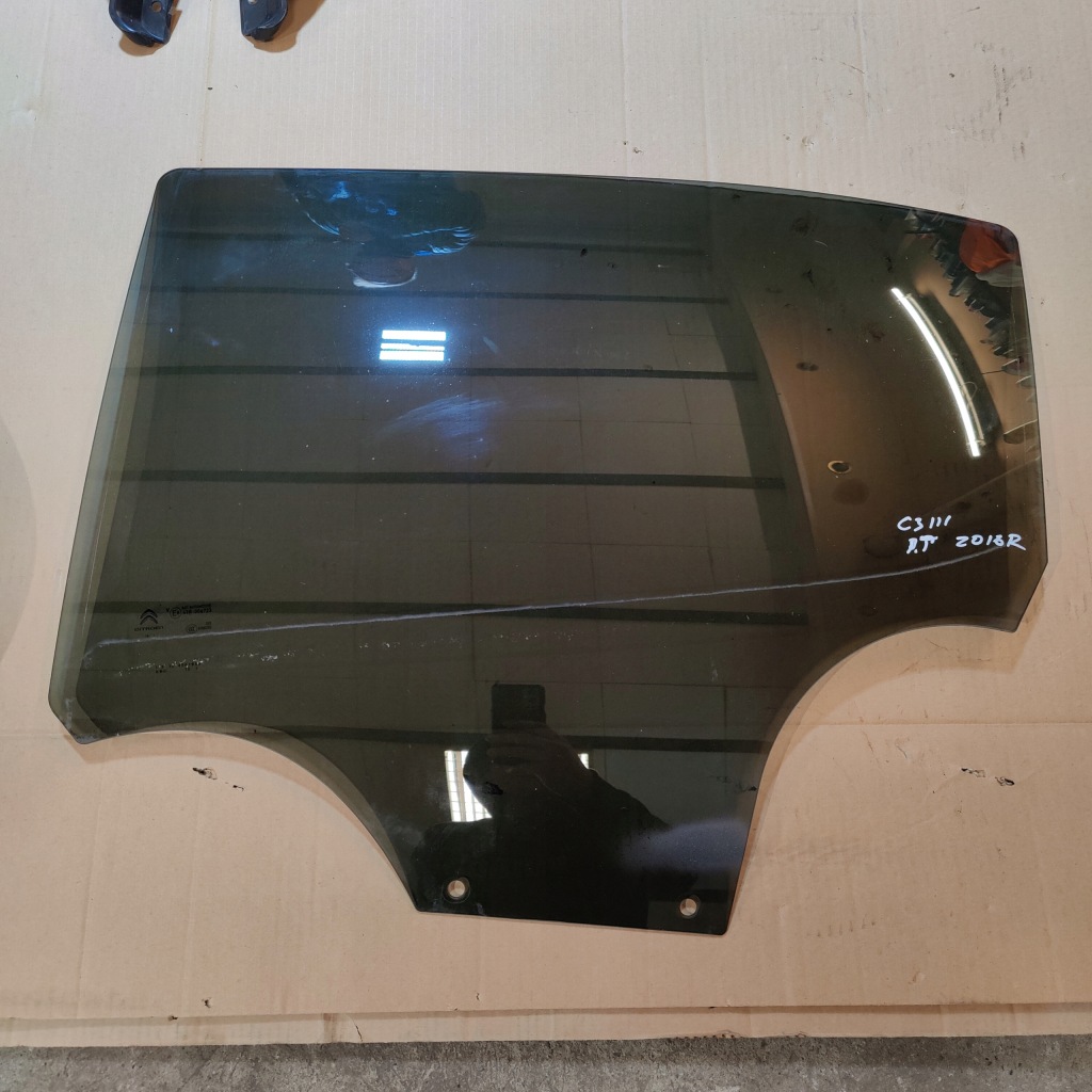 фото №1, Citroen c3 iii стекло дверь правый задняя 2016r