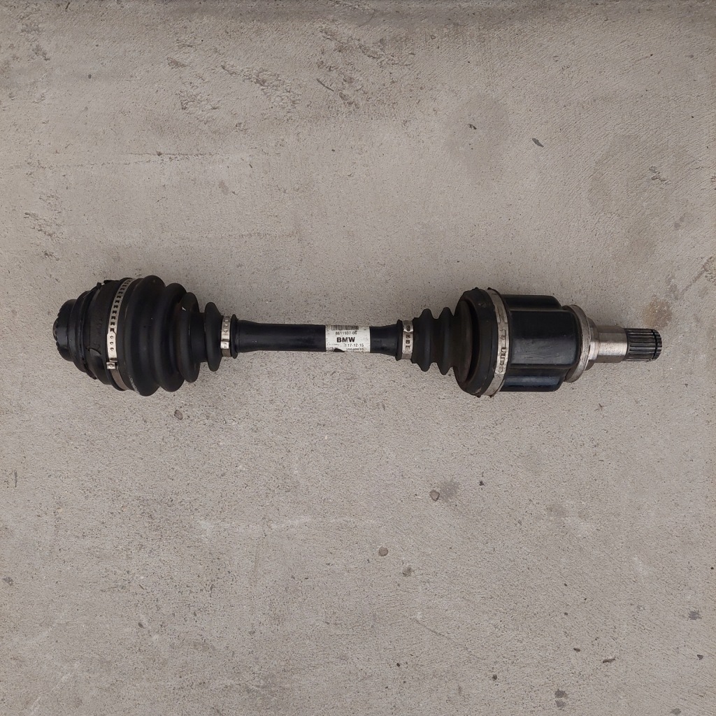 Купить Bmw x1 f48 2.0d приводной вал левая 8611937