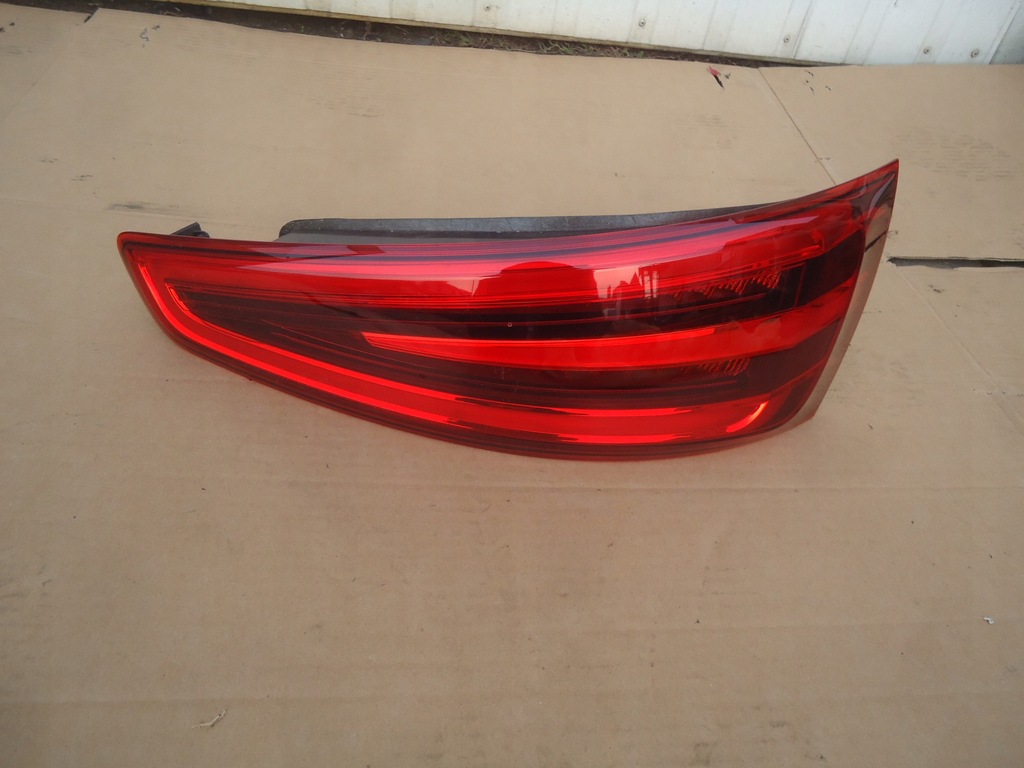 фото №1, Audi q3 8u лампа led правая задняя 8u0945094a